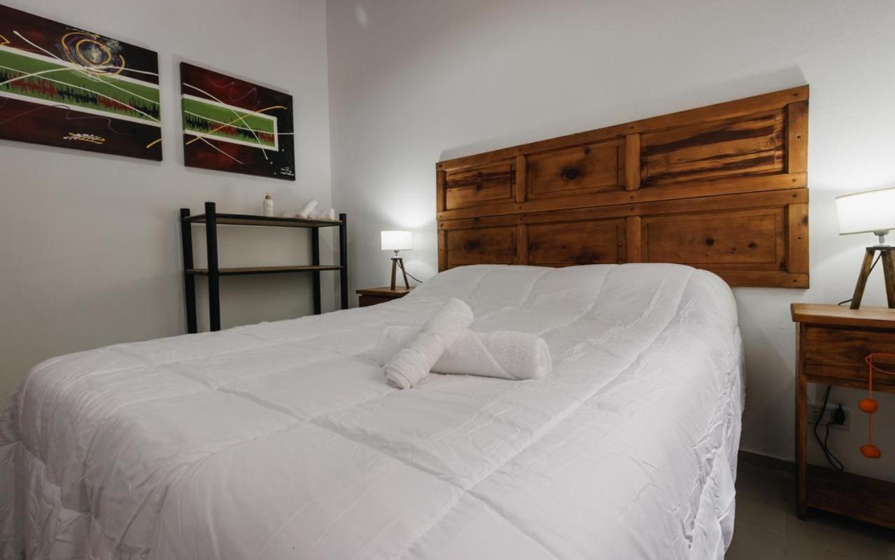 La Casa De Al Lado Holiday home Mercedes (Corrientes)
