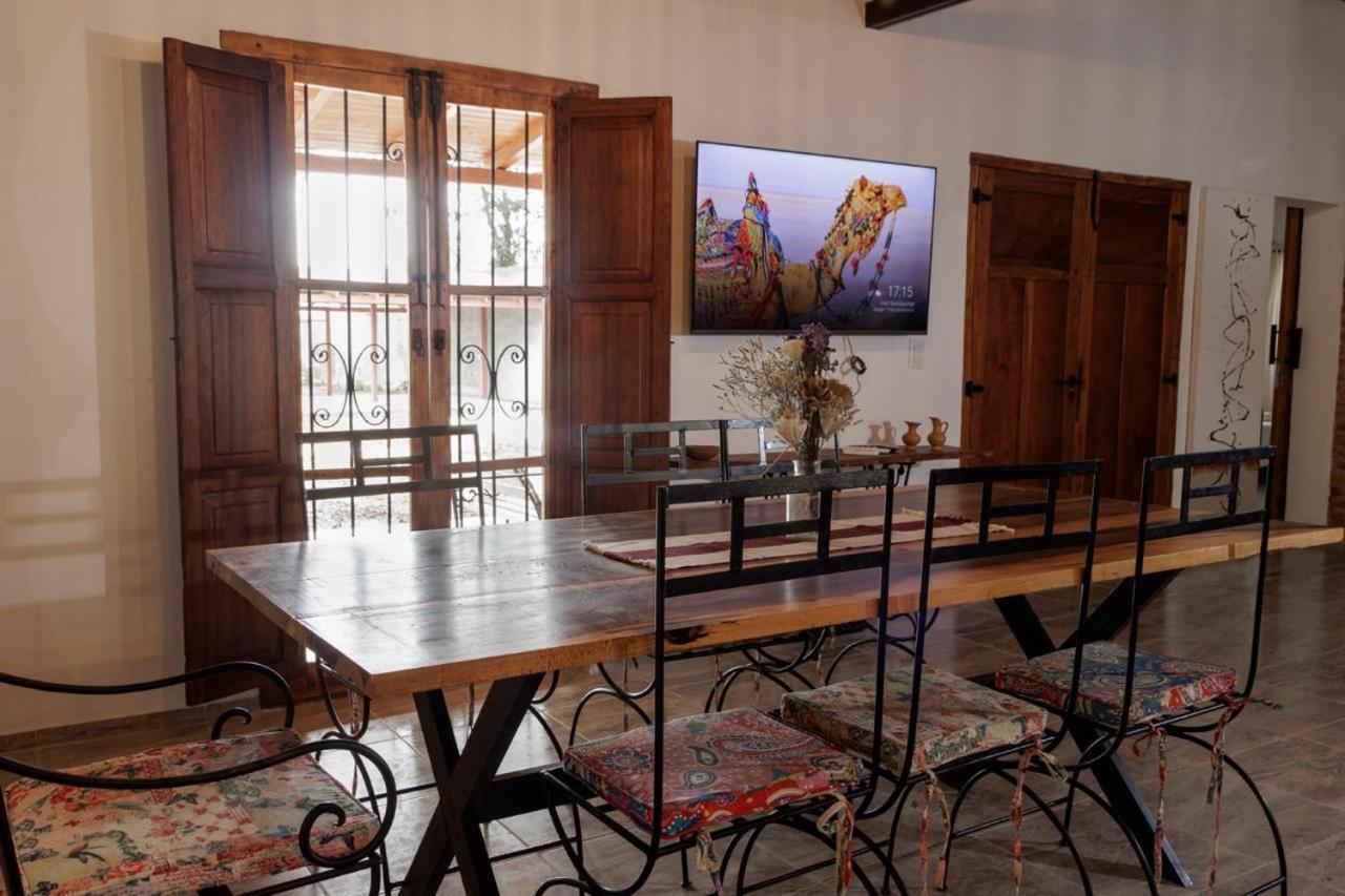 La Casa De Al Lado *