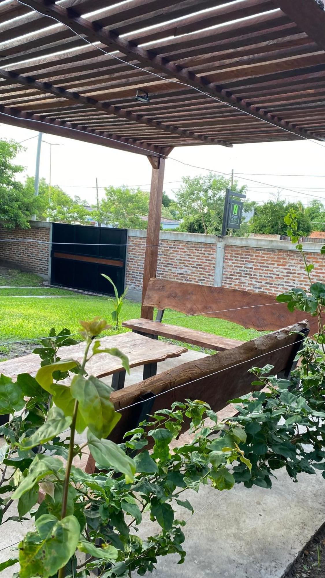La Casa De Al Lado *